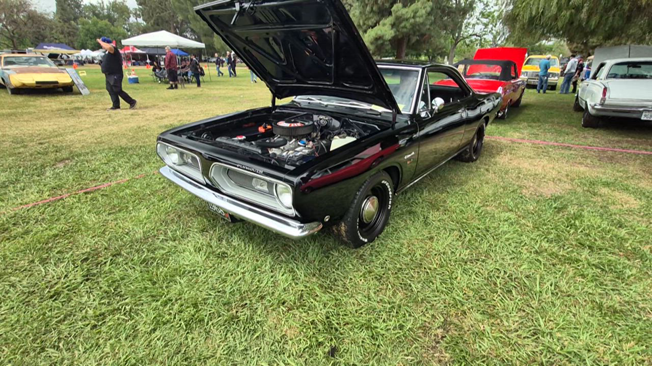 1971 Plymouth Barracuda - Keisler's 6.1L Hemi-Powered Muscle